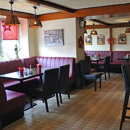 Hotel Am Ceresplatz マンダーシャイト エクステリア 写真